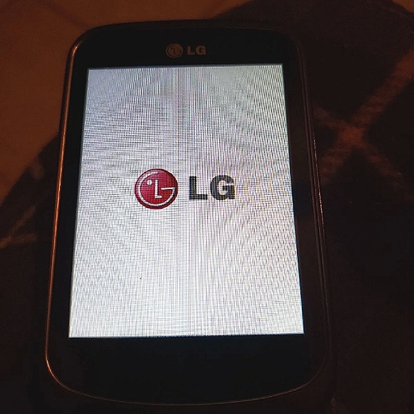 Cellphone - Picture 6 of 6